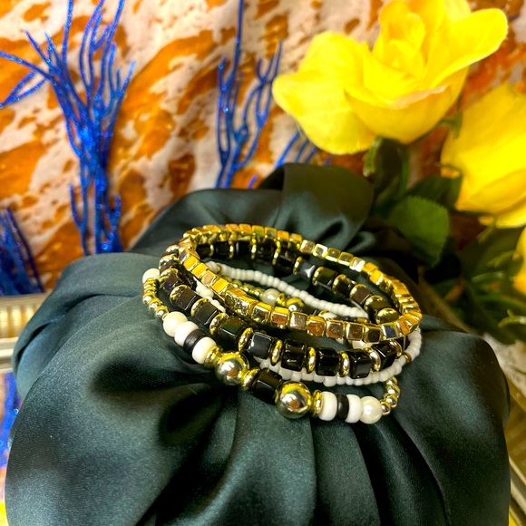 Bohemian glass Bracelet set - Picture 8 of 13